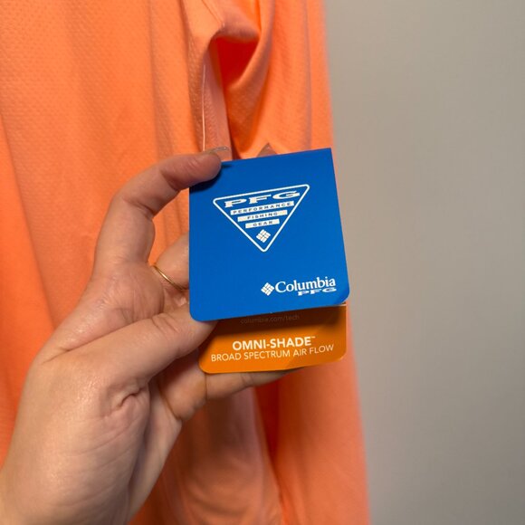 Columbia Women's PFG Solar Stream™ Elite Hoodie, L Color: Tiki Pink NWT - Picture 5 of 9